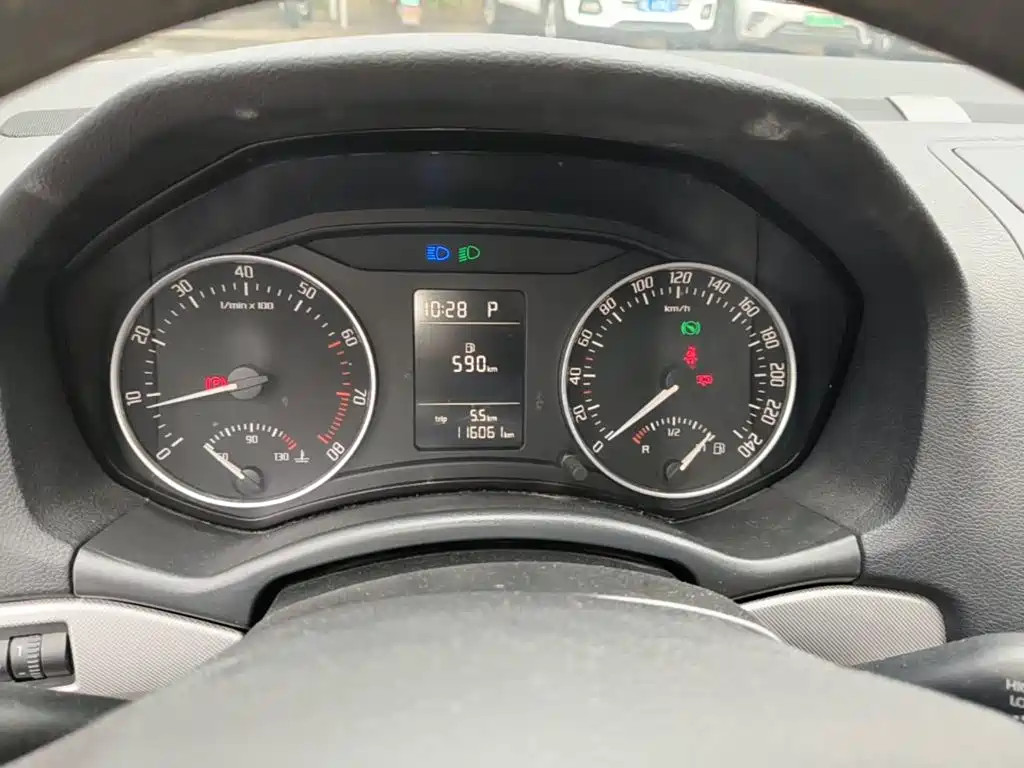 Skoda Octavia — миниатюра 12