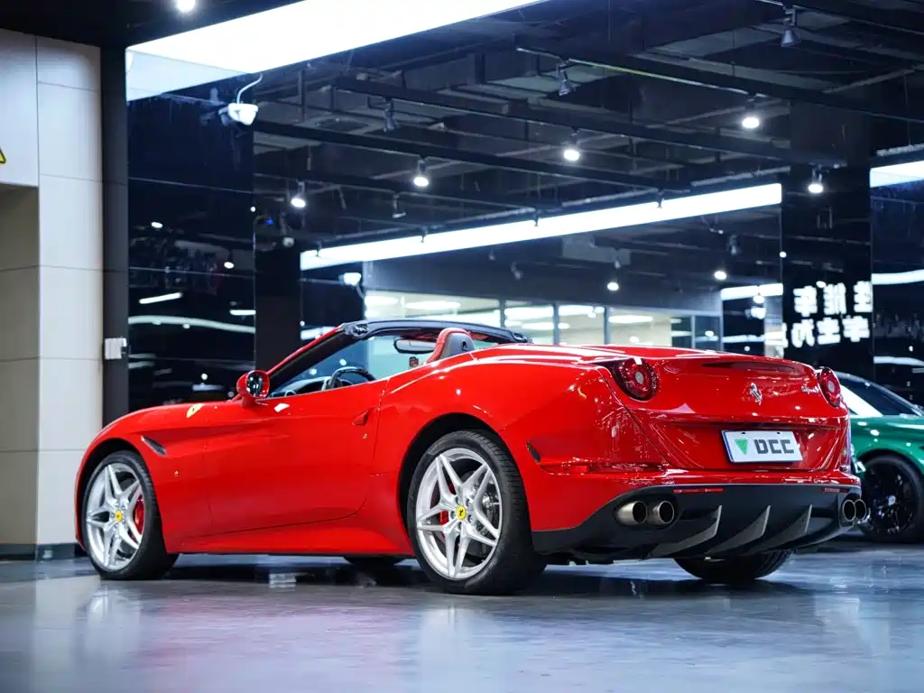Ferrari California T — миниатюра 7