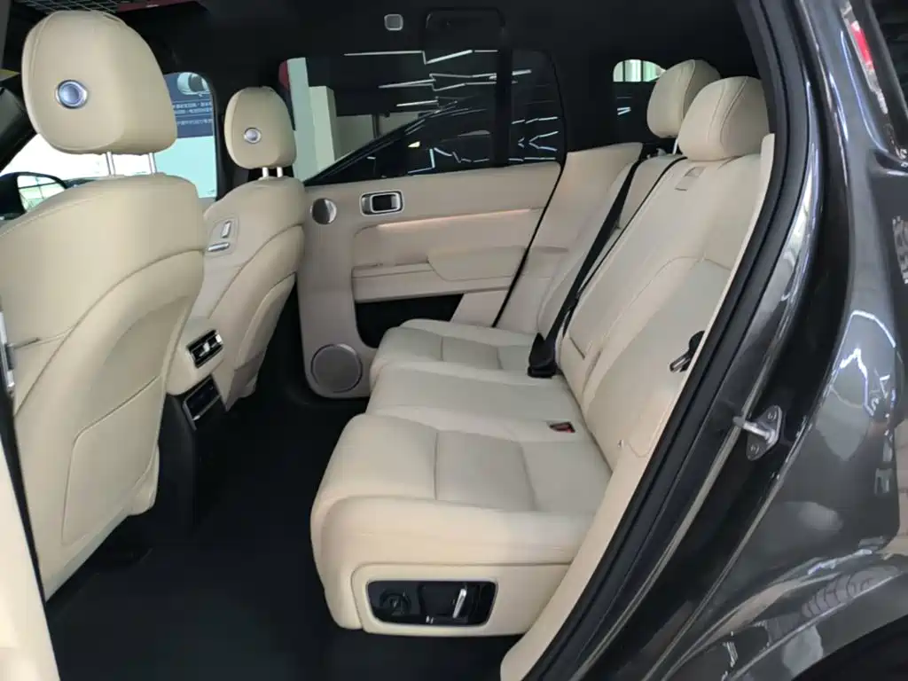 Li Auto Li L7 — миниатюра 17