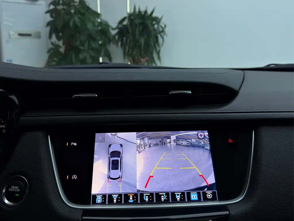 Cadillac XT5 — миниатюра 9