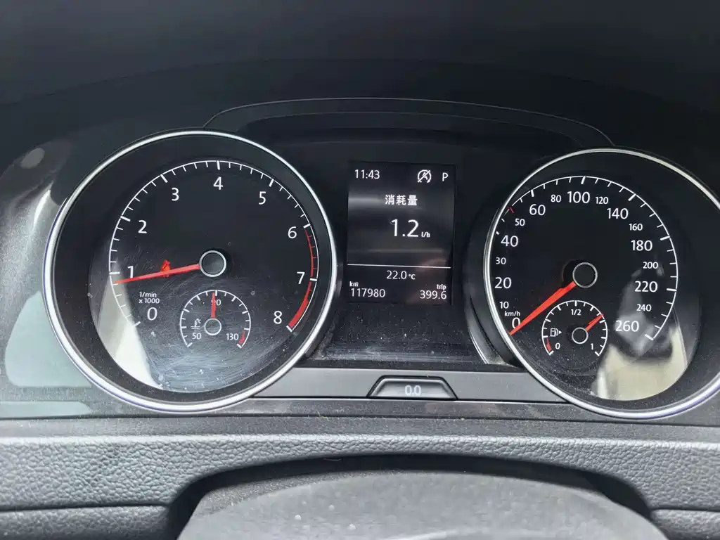 Volkswagen Golf — миниатюра 4