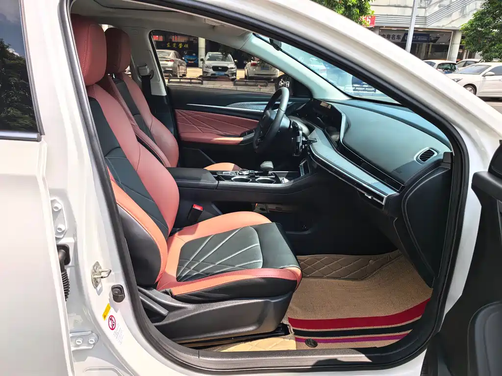 Changan Eado — миниатюра 6