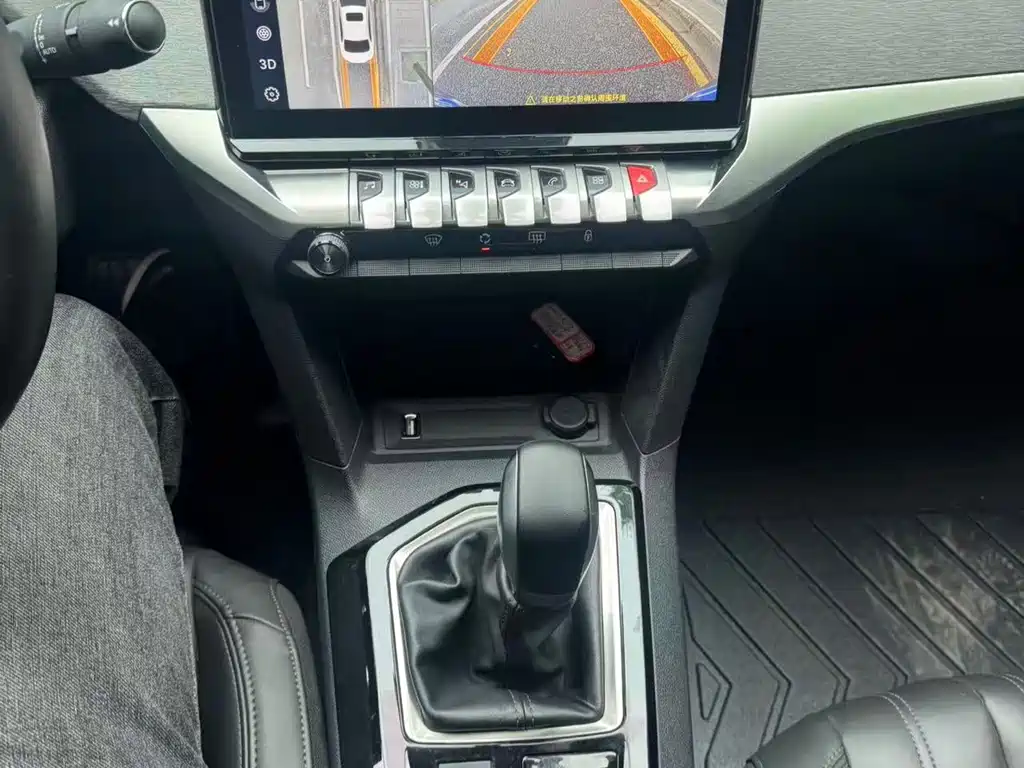 Peugeot 408 — миниатюра 18