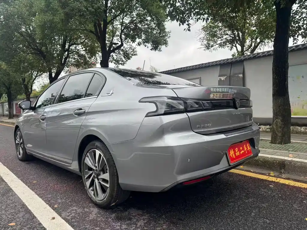 Peugeot 408 — миниатюра 7