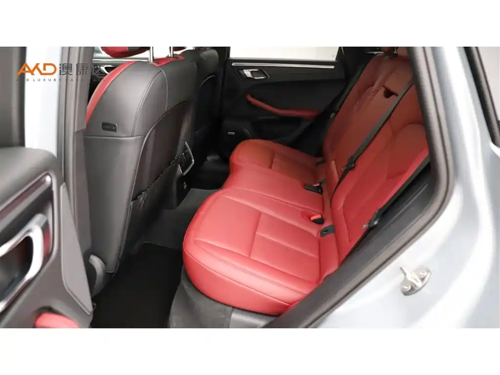 Porsche Macan — миниатюра 7