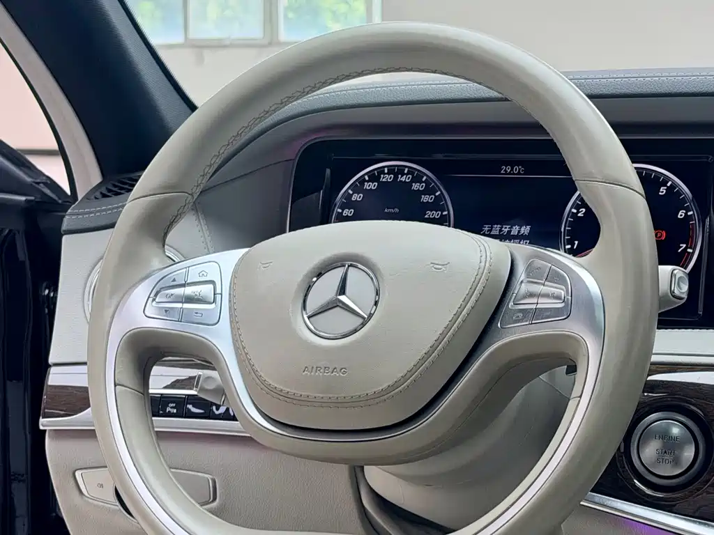 Mercedes-Benz S-Class — миниатюра 5