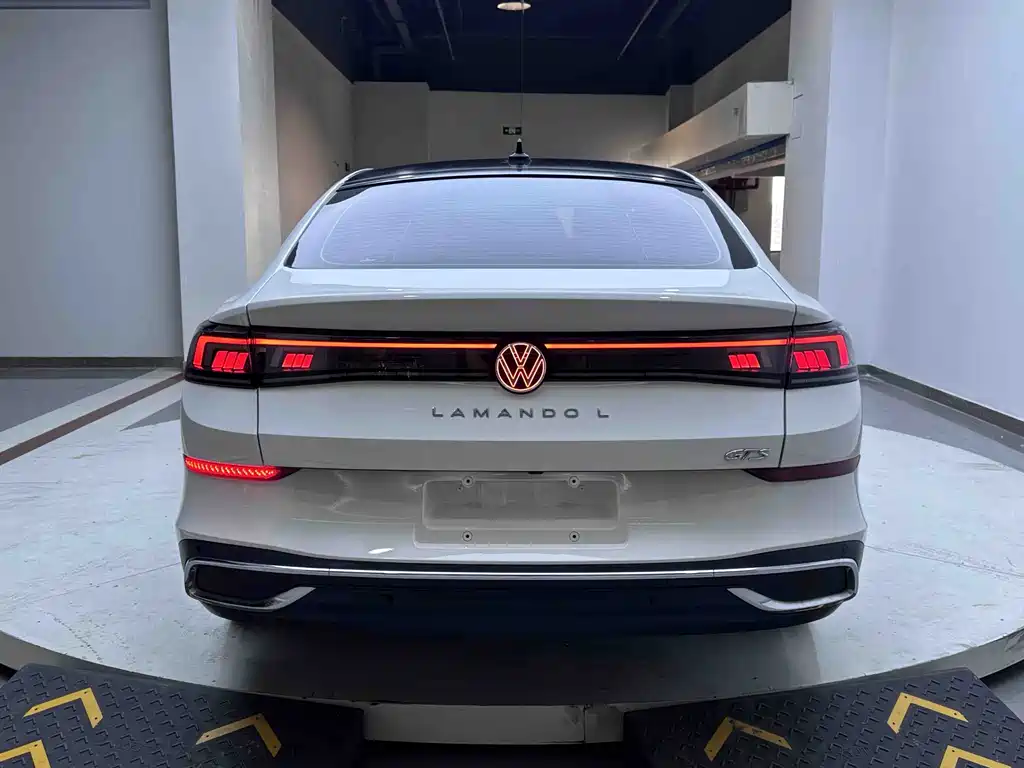 Volkswagen Lamando — миниатюра 6
