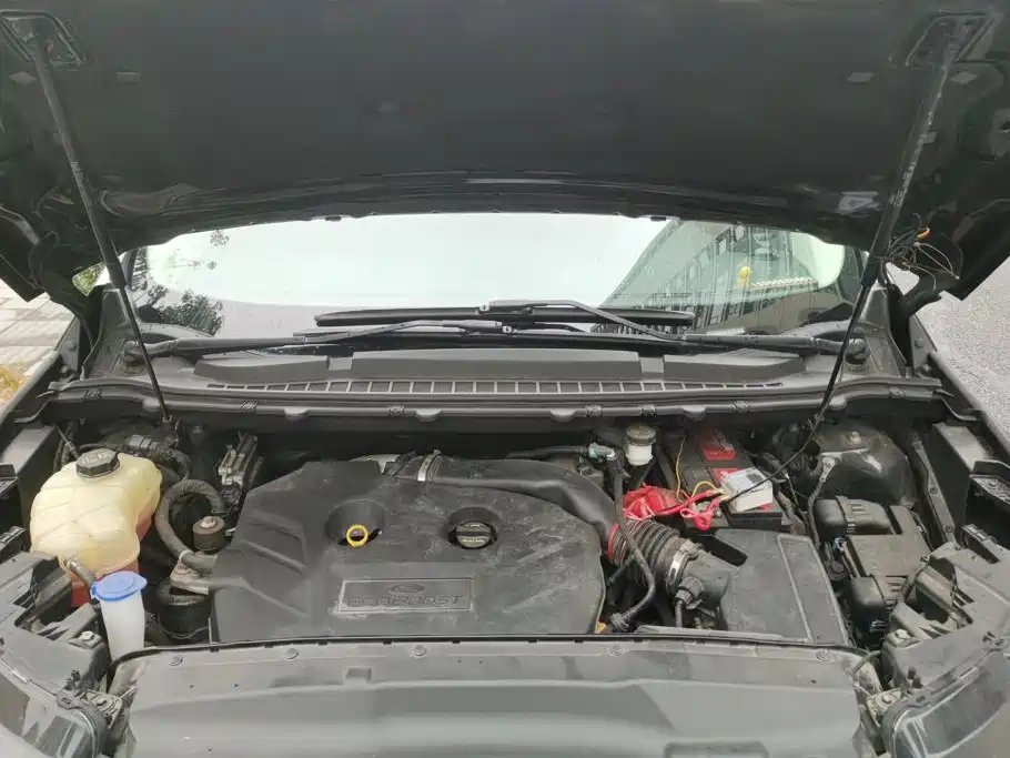 Ford Edge — миниатюра 10