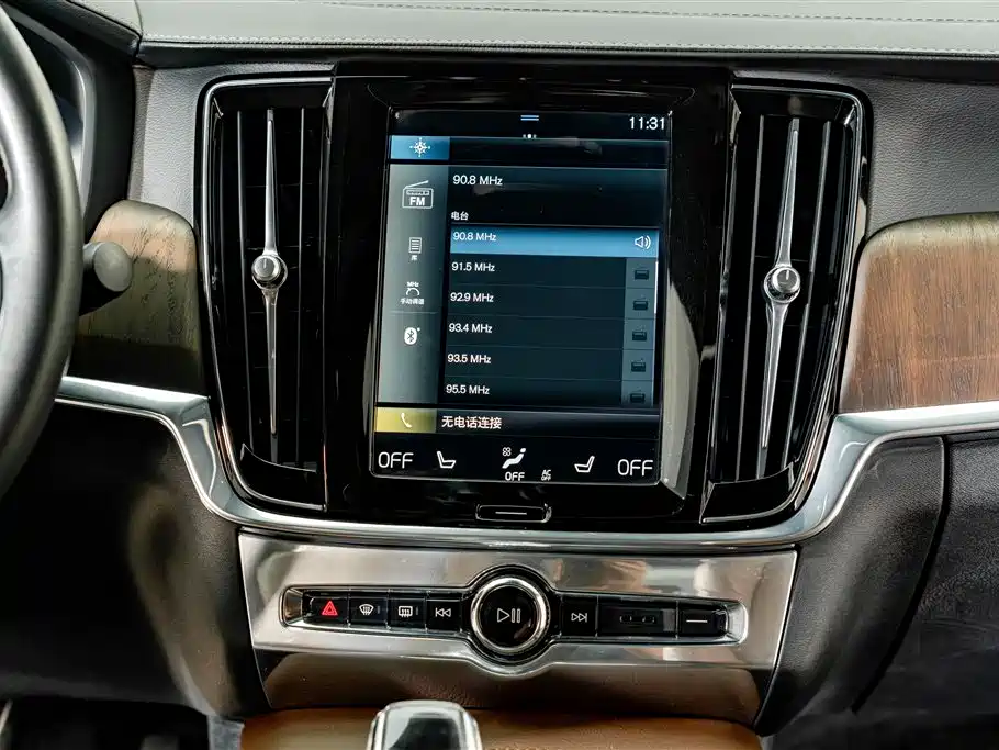 Volvo S90 — миниатюра 13