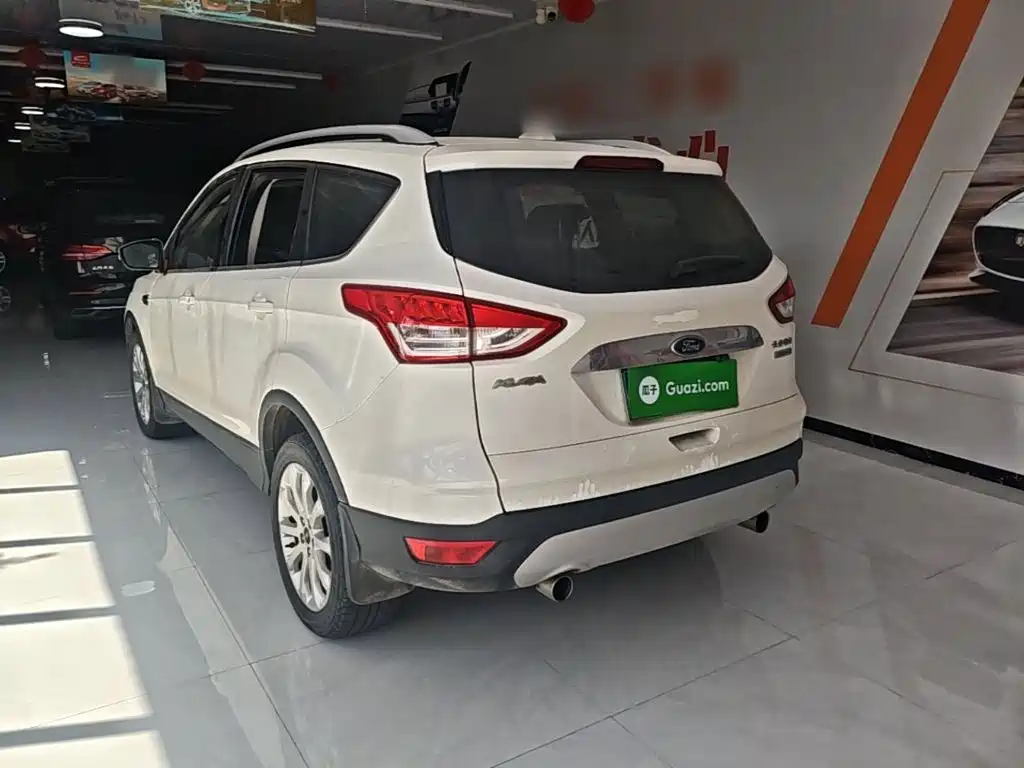 Ford Kuga — миниатюра 5