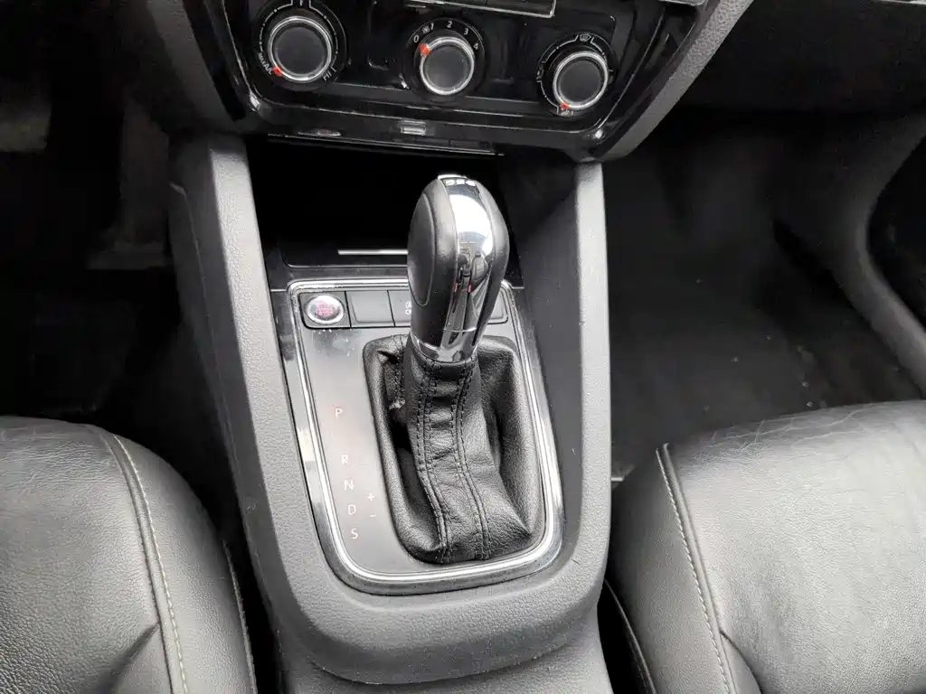 Volkswagen Sagitar — миниатюра 13