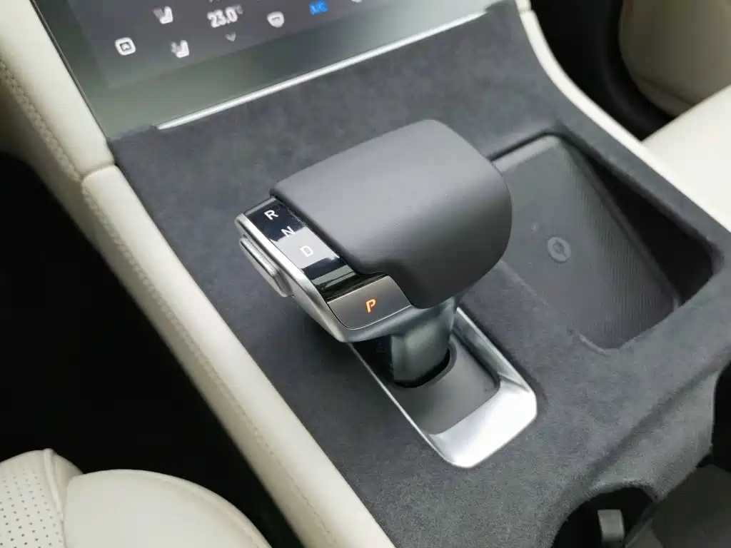Li Auto Li ONE — миниатюра 13