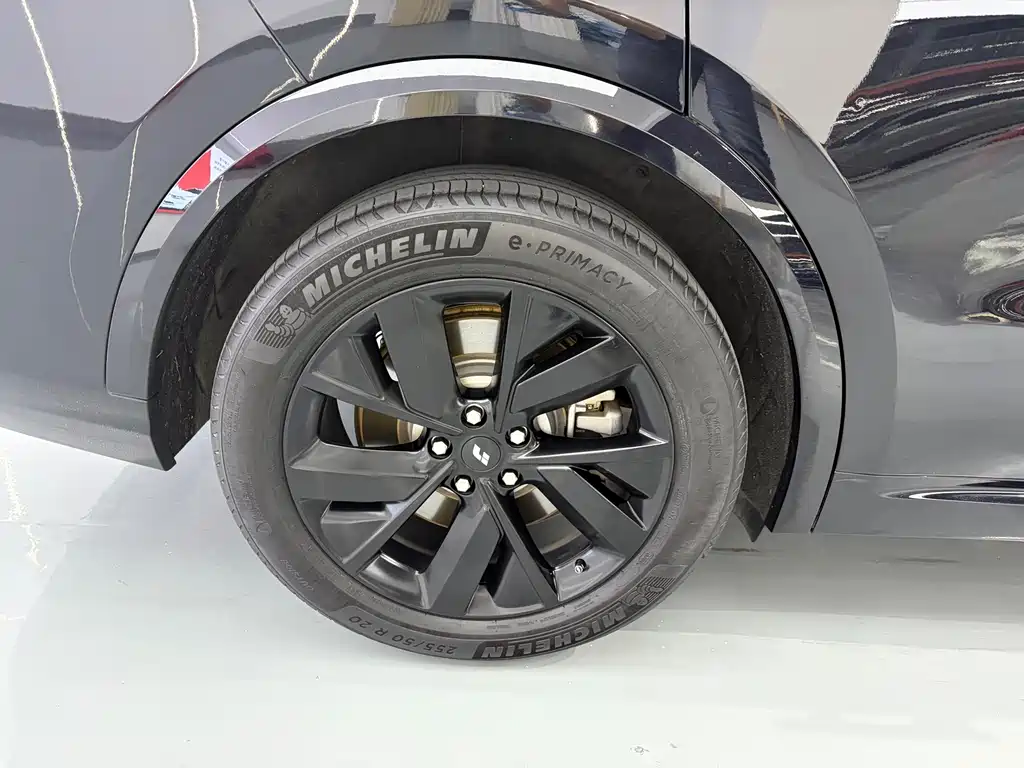 Li Auto Li L8 — миниатюра 5