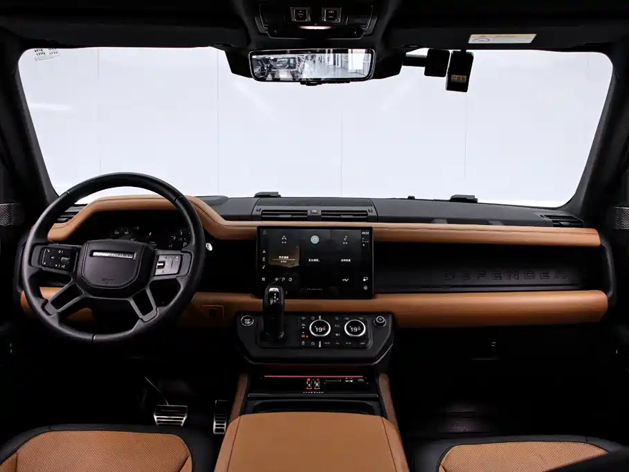 Land Rover Defender — миниатюра 5