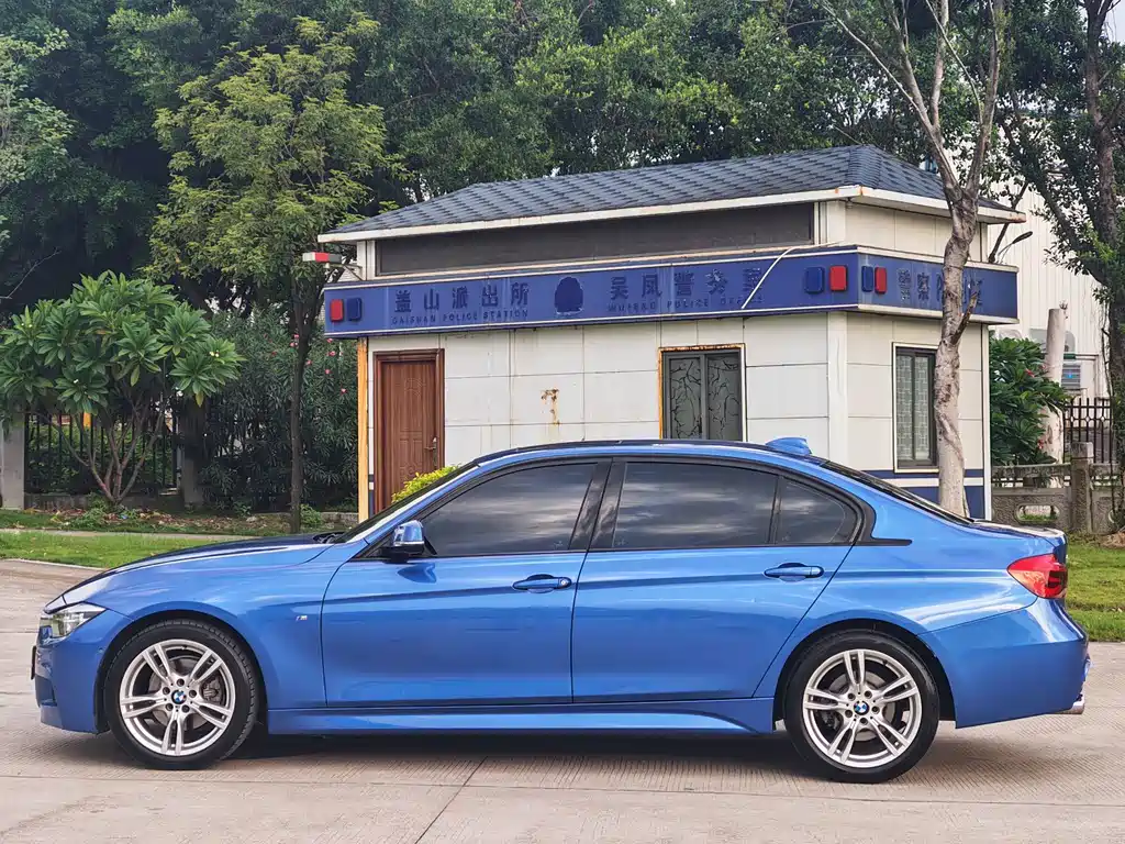 BMW 3 Series — миниатюра 6