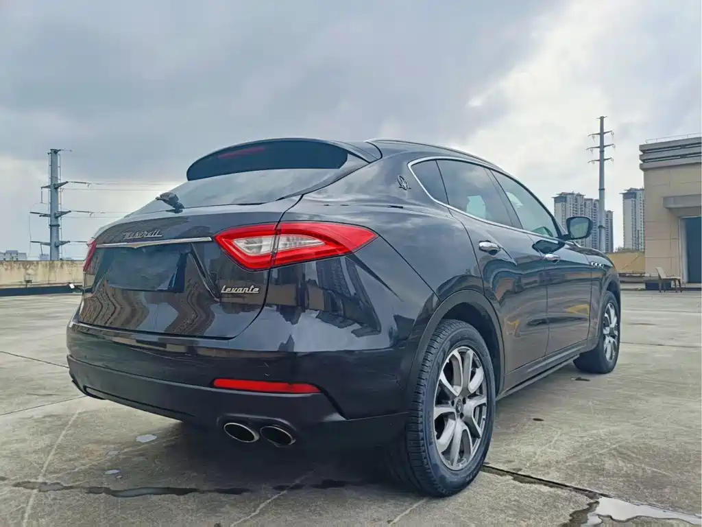 Maserati Levante — миниатюра 9