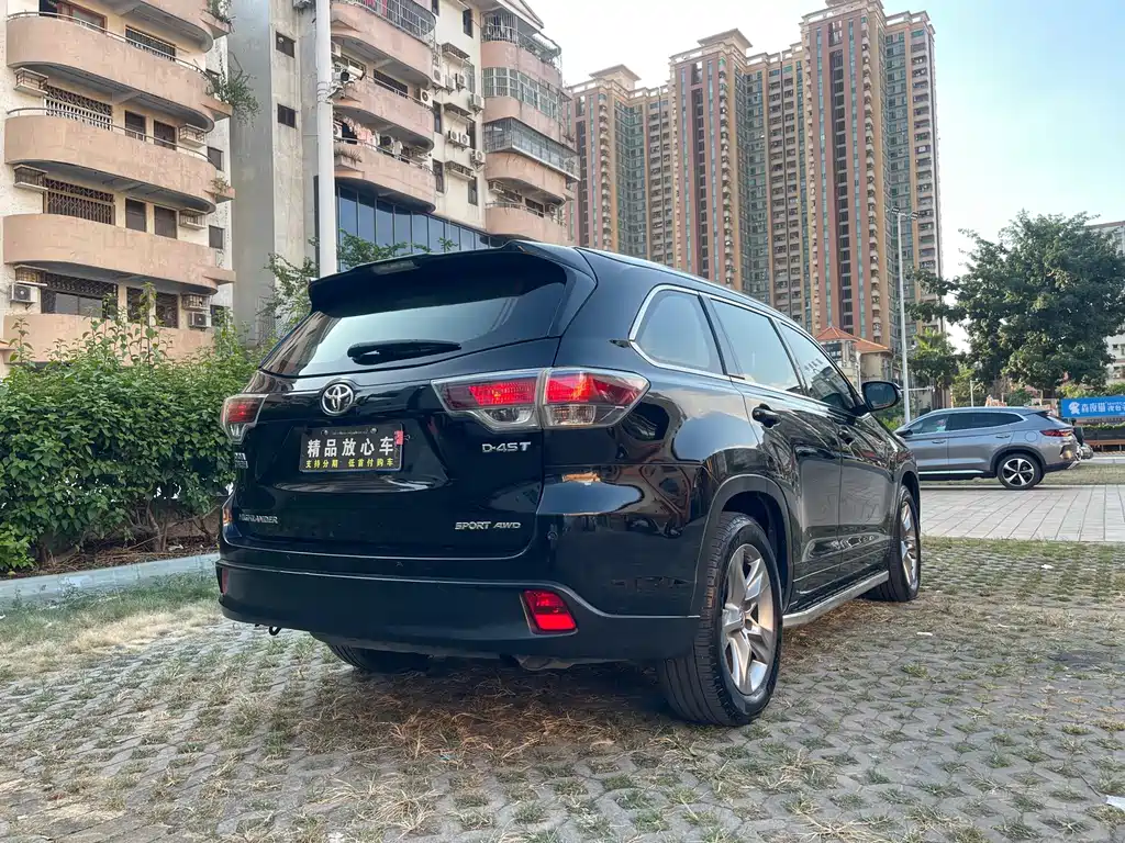 Toyota Highlander — миниатюра 6