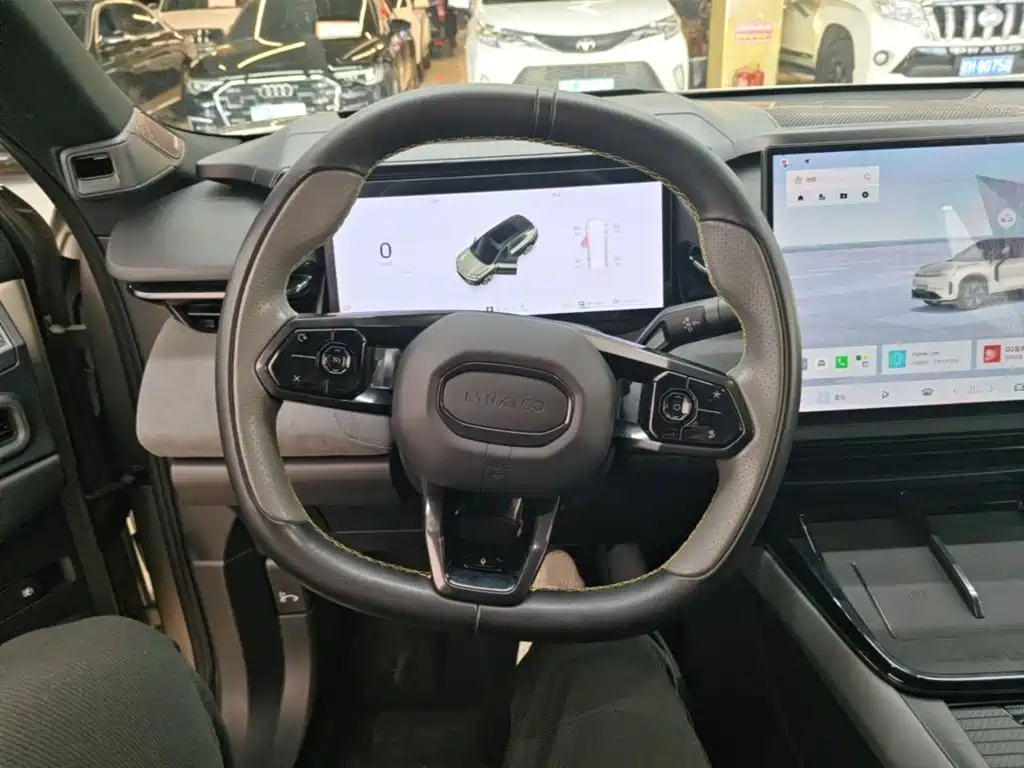 Lynk & Co 08 EM-P — миниатюра 11