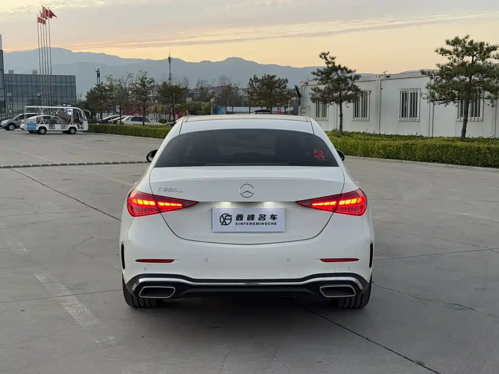 Mercedes-Benz C-Class — миниатюра 20