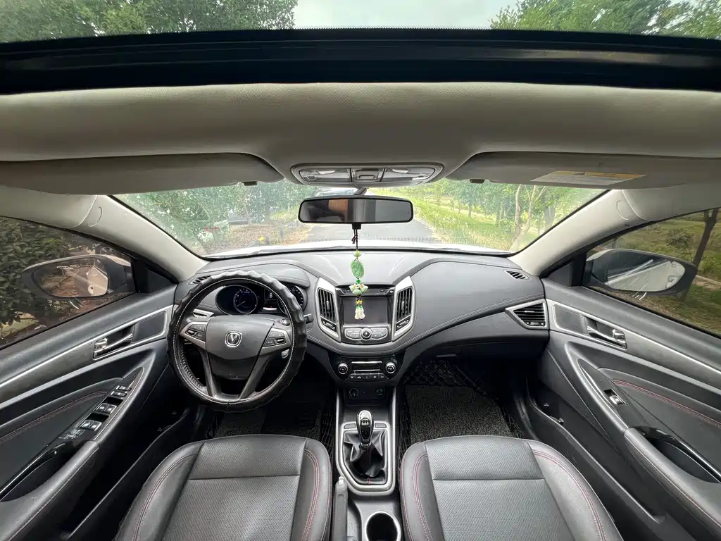 Changan Eado — миниатюра 9