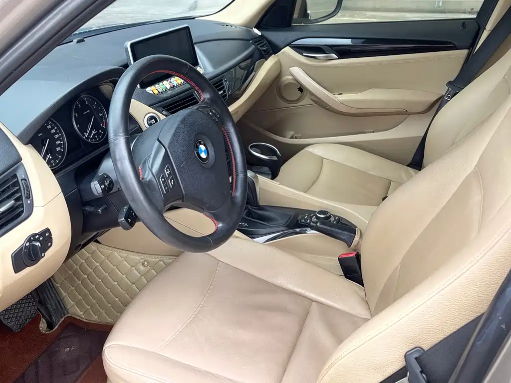 BMW X1 (Import) sDrive18i Luxury Type, фото 4