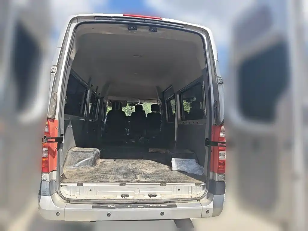 Foton Tuyano — миниатюра 10