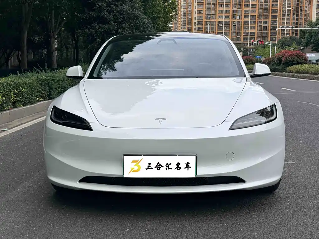 Tesla Model 3 2023 — фото 2