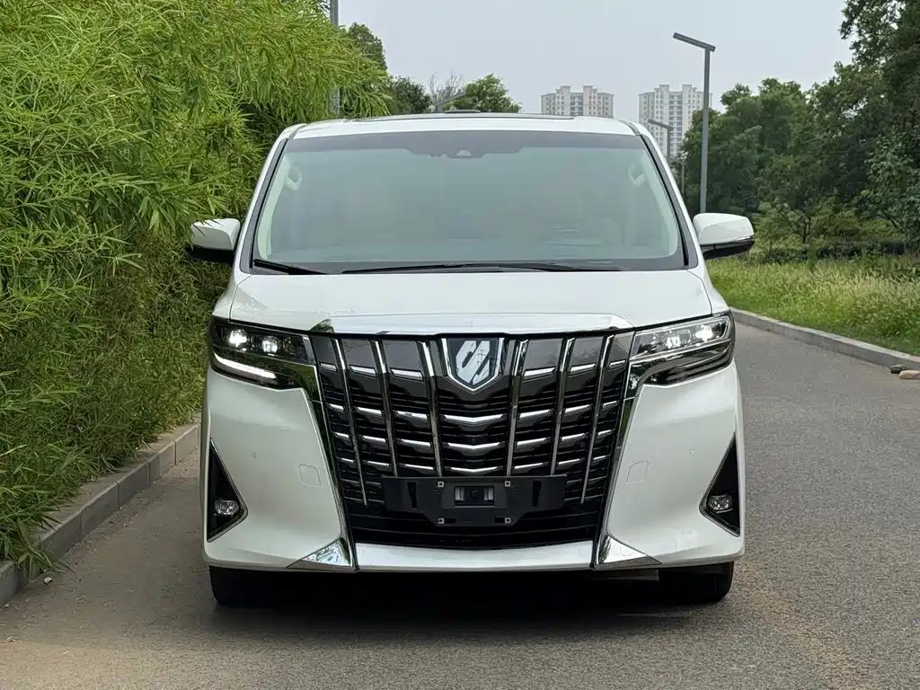 Toyota Alphard 2021 2.5L Luxury
