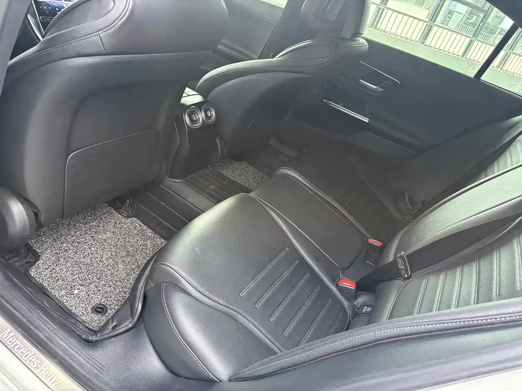 Mercedes-Benz C-Class New Energy — миниатюра 9