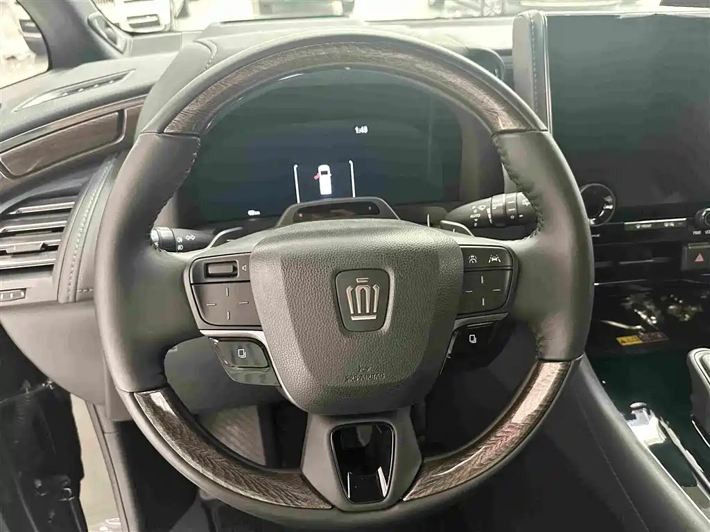 Toyota Vellfire — миниатюра 10