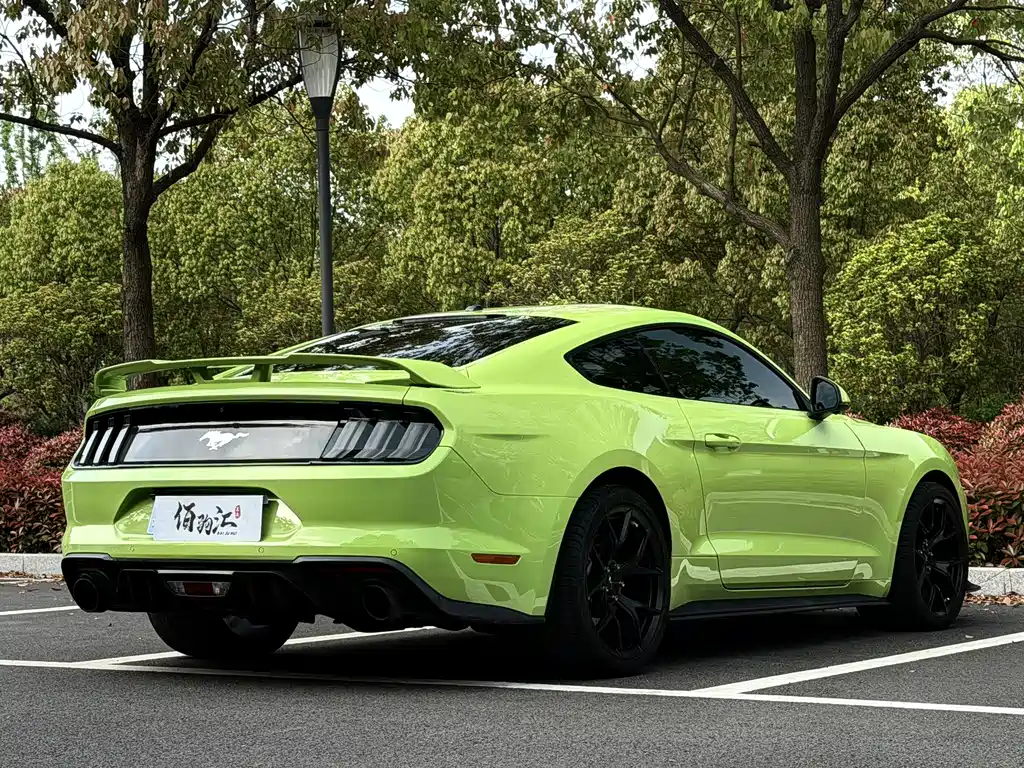Ford Mustang 2020 2.3L EcoBoost