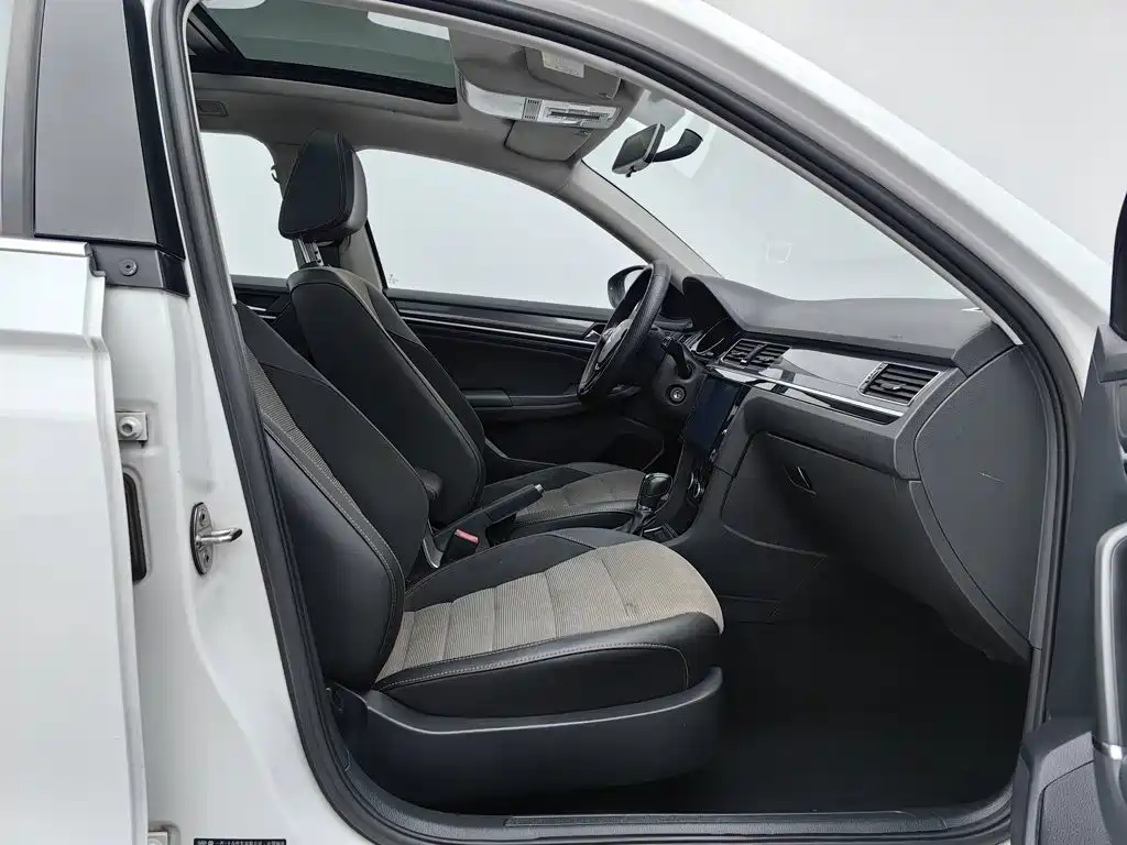 Volkswagen C-Trek — миниатюра 23