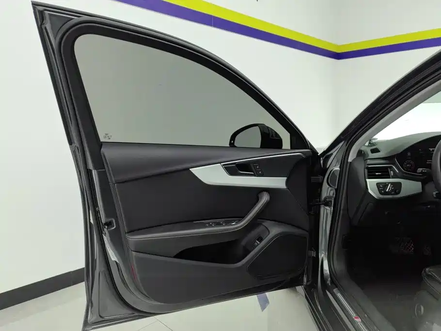 Audi A4L — миниатюра 7