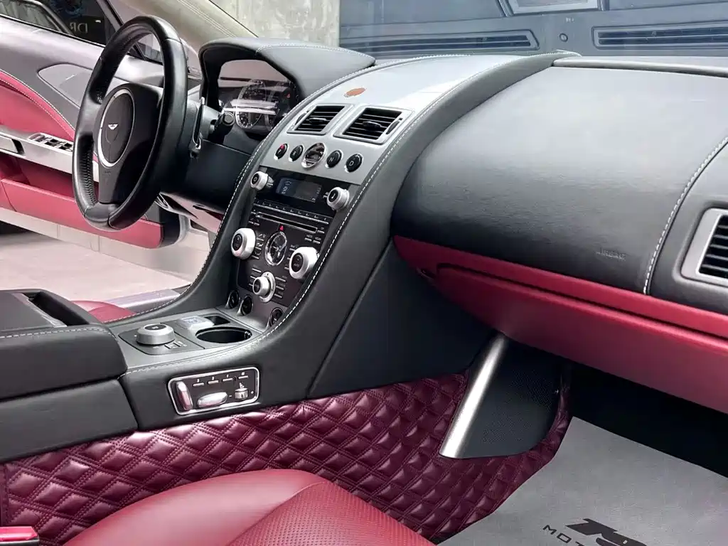 Aston Martin Rapide 2013 6.0L S