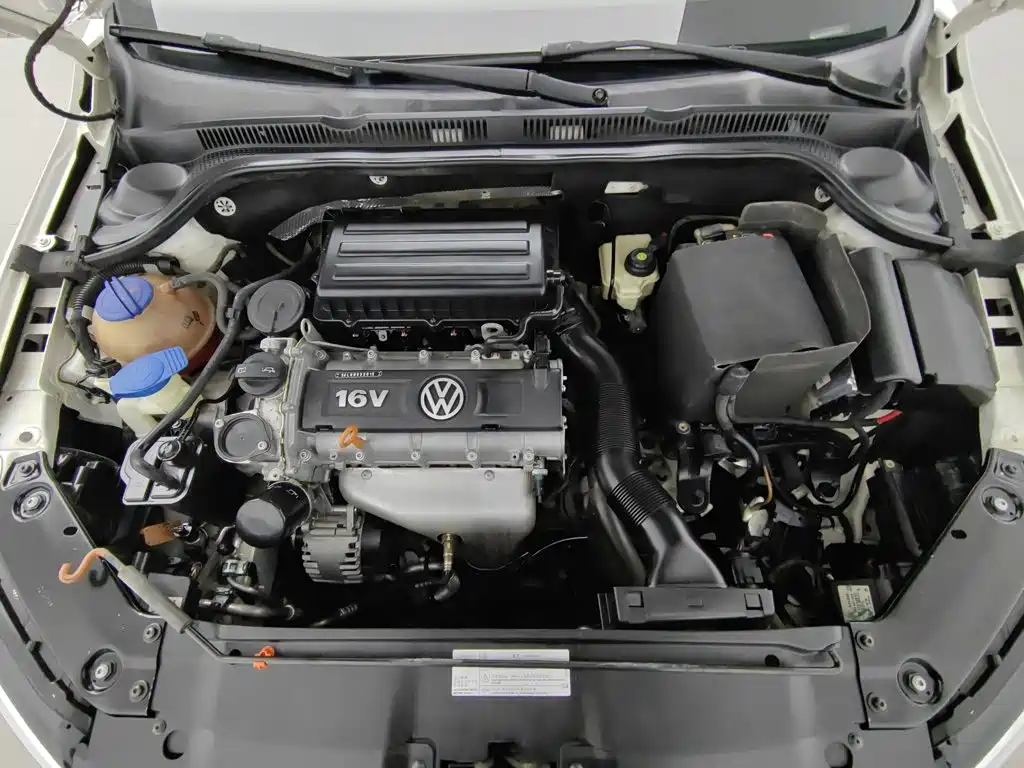 Volkswagen Sagitar — миниатюра 6