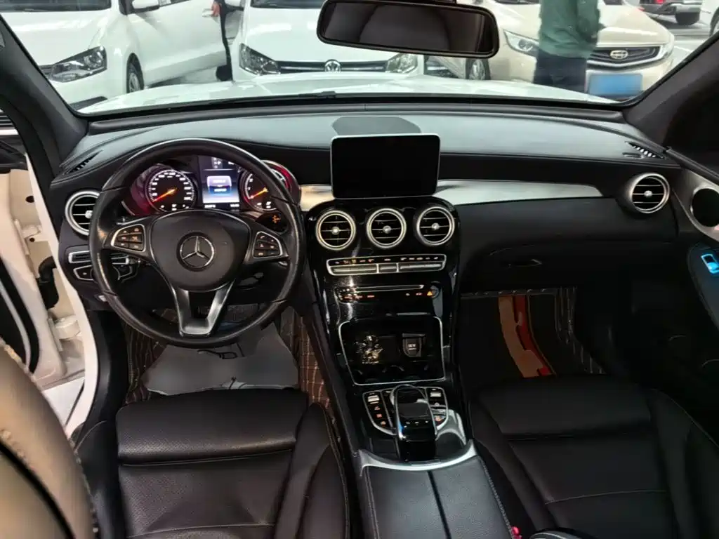 Mercedes-Benz GLC — миниатюра 10