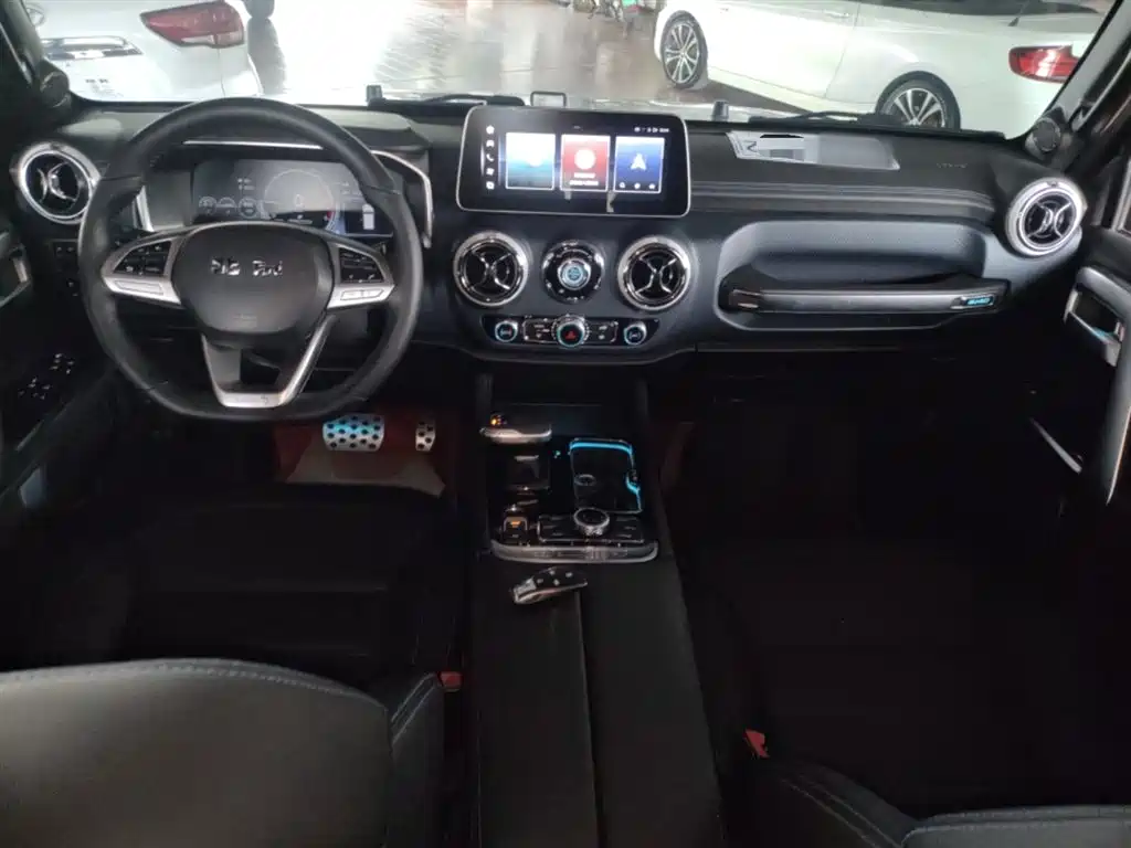 BAIC BJ40 2023 2.0D AT