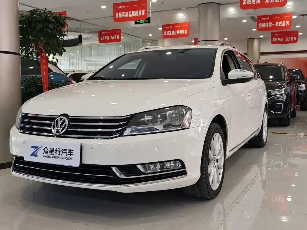 Volkswagen Magotan (Import) 2014