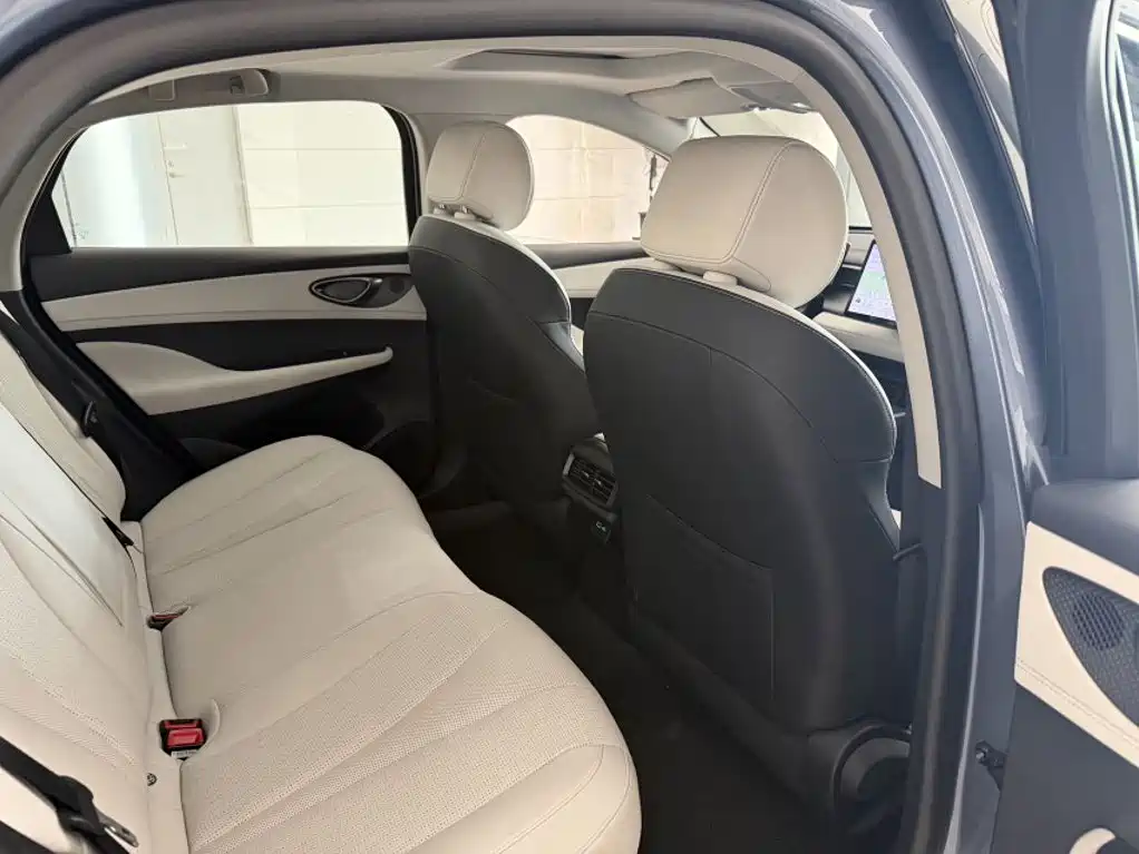 BYD Seal 05 DM-i — миниатюра 4