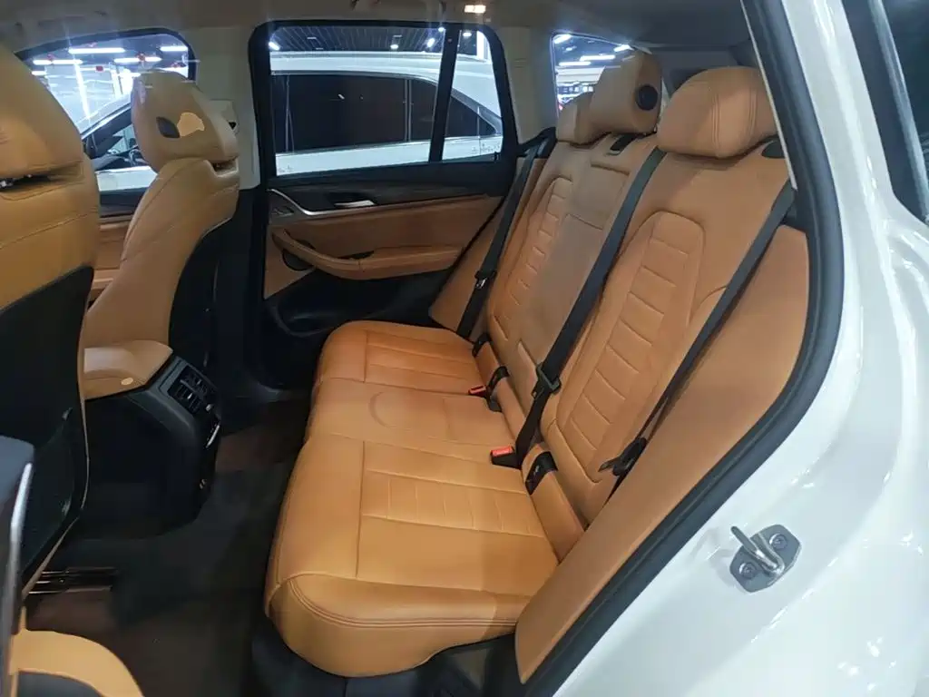 BMW X3 — миниатюра 17