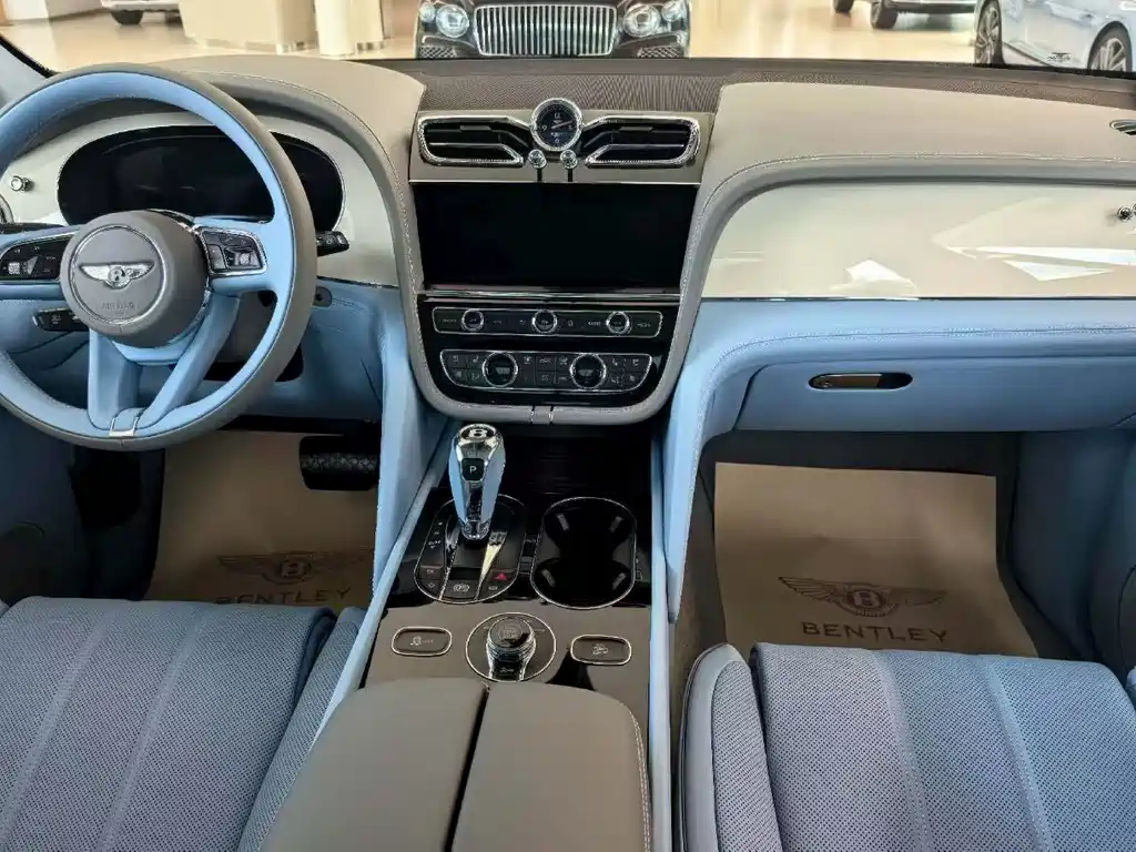 Bentley Bentayga 2026 4.0T V8