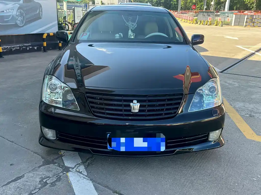 Toyota Crown 2005 3.0L Royal