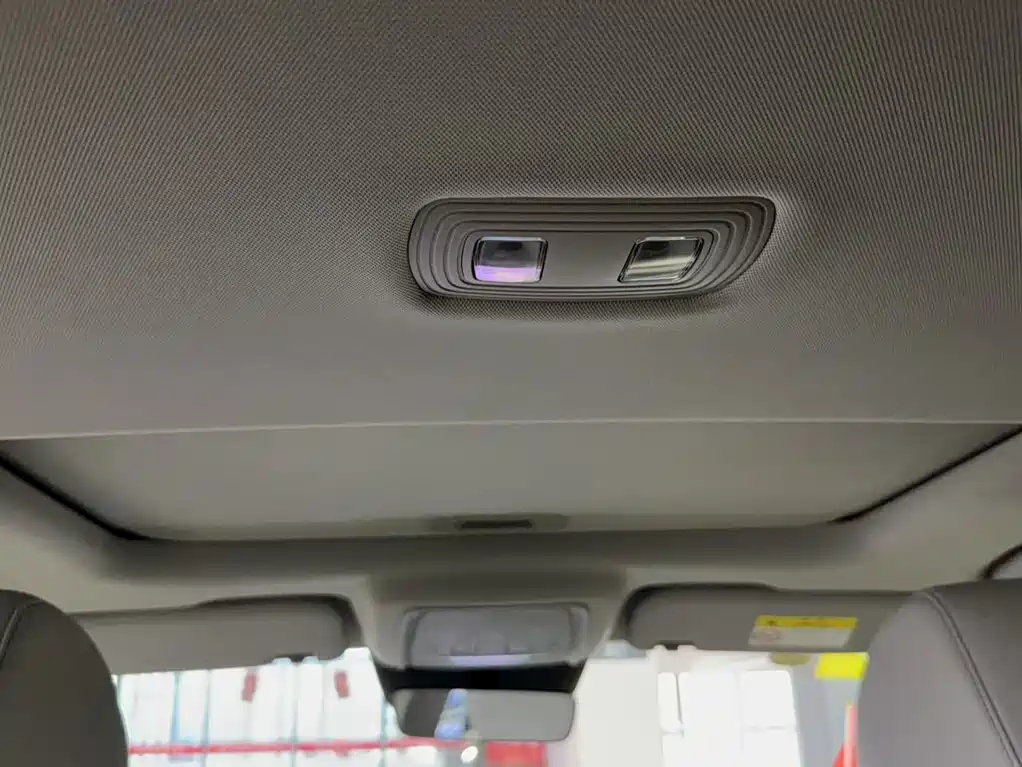 BYD Seal 05 DM-i — миниатюра 16
