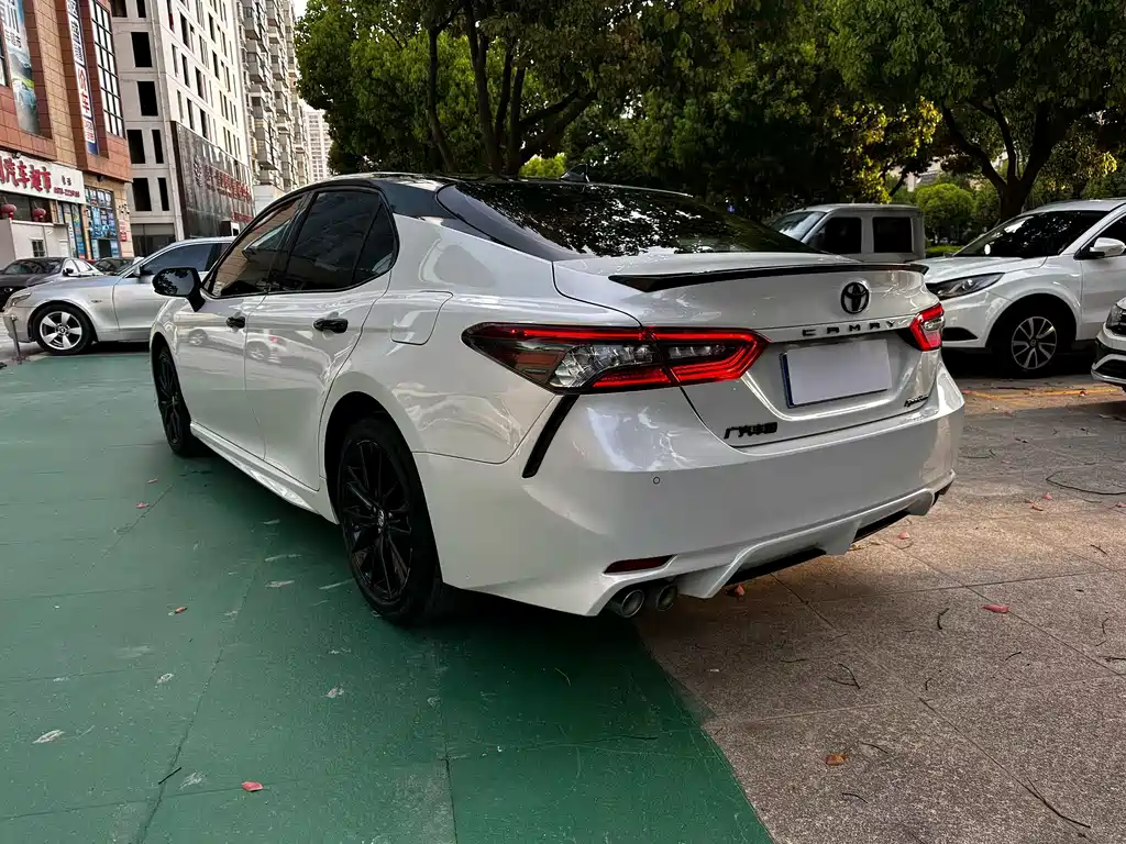 Toyota Camry 2.0S Knight Edition, фото 7
