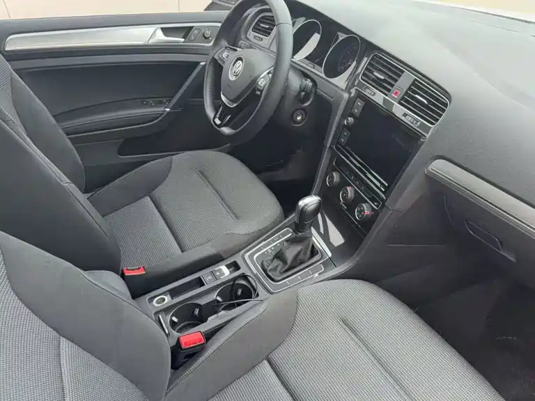 Volkswagen Golf — миниатюра 2