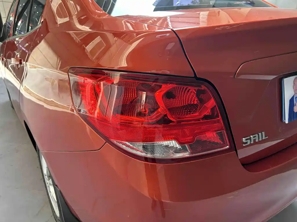 Chevrolet Sail — миниатюра 5