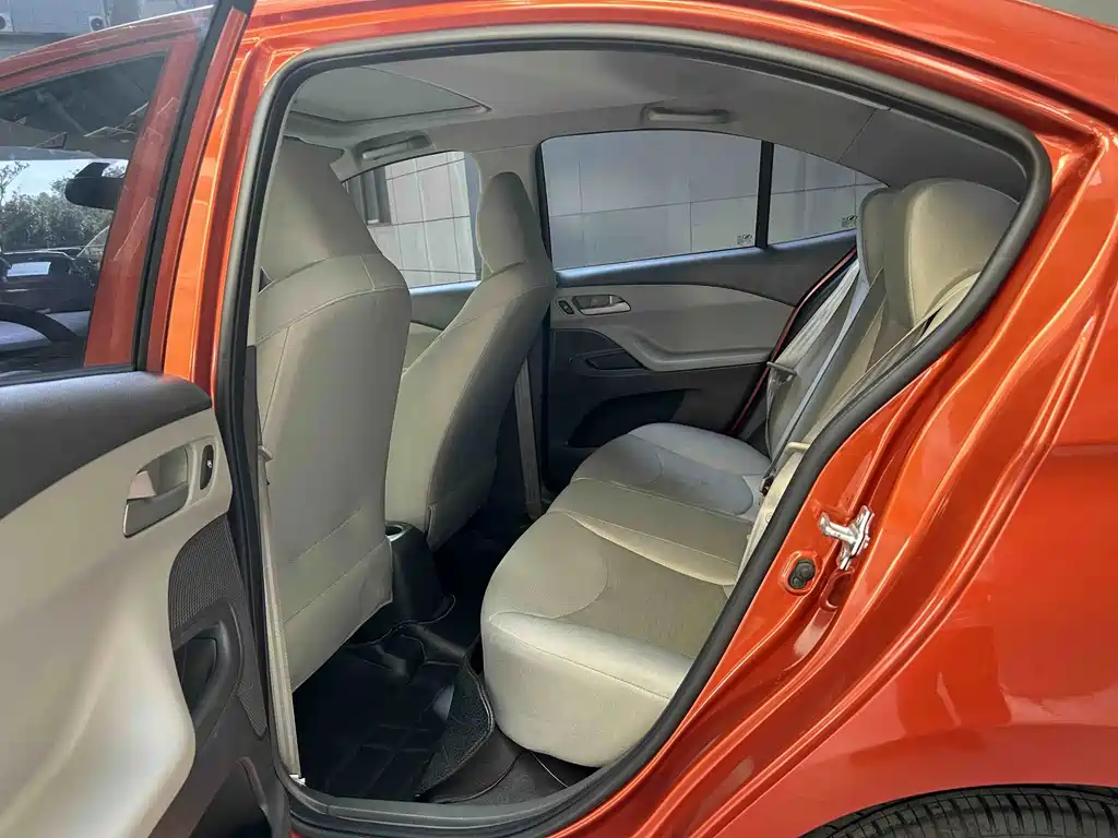 Chevrolet Sail — миниатюра 6