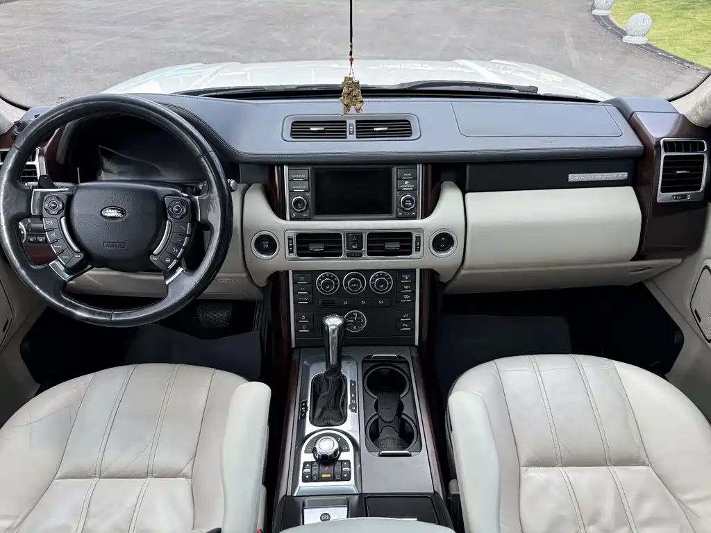 Land Rover Range Rover — миниатюра 5