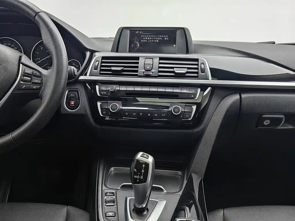BMW 3 Series — миниатюра 12