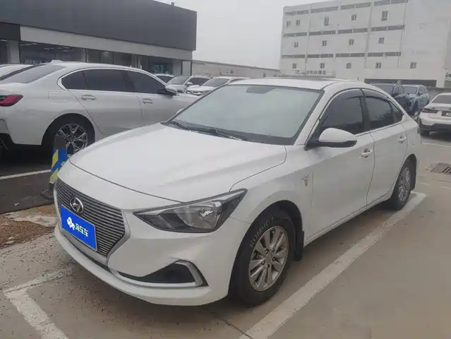 Hyundai Elantra Yuedong